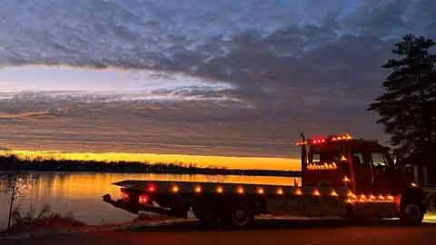 Commerce Lakes Area Tow Truck